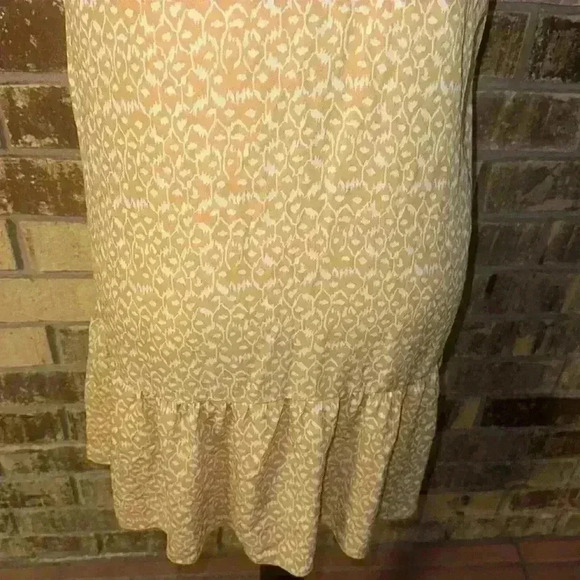 Yellow patterned lightweight mini dress - Picture 6 of 11